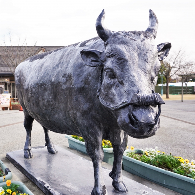 松阪牛銅像